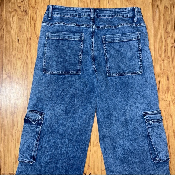 Fire and Rain Wide Leg Cargo Jeans - Picture 8 of 10